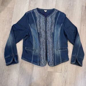 Reba Women's Embroidered Rhinestones Slimming Denim Jacket Size Large